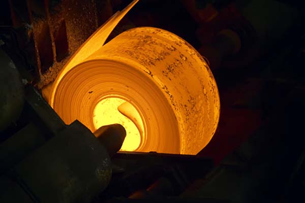 ورق گرم چیست و انواع استفاده از آن در صنعت فولاد